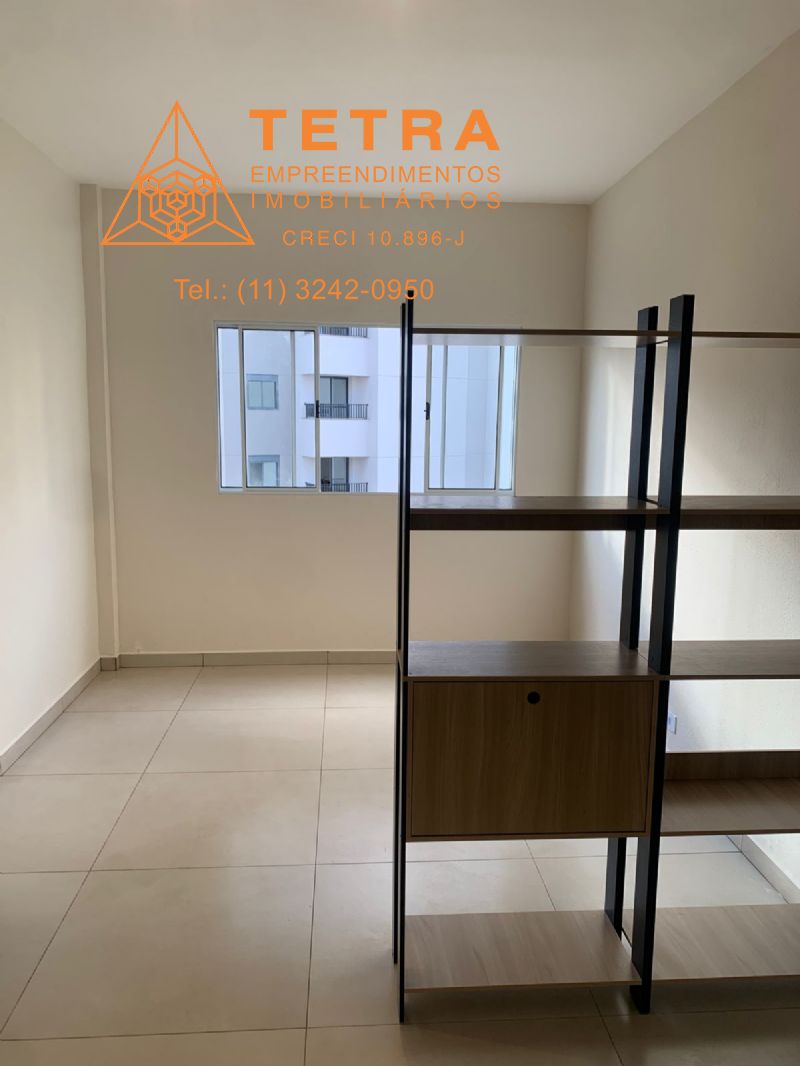Excelente Apto. Living de 28m² - Reformado e Impecável - Bela Vista